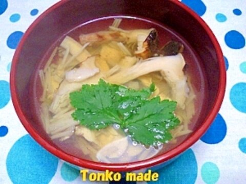 鶏ささ身と松茸のお吸い物